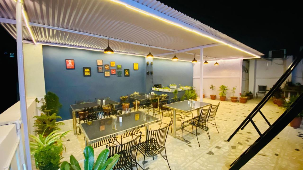 Hotel Pulse Inn Near Railway Station ג'איפור מראה חיצוני תמונה