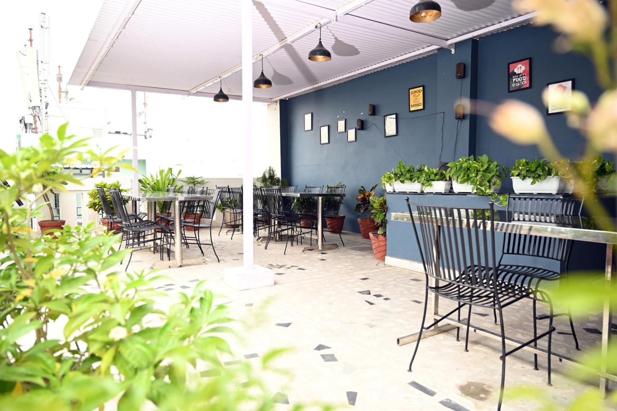Hotel Pulse Inn Near Railway Station ג'איפור מראה חיצוני תמונה
